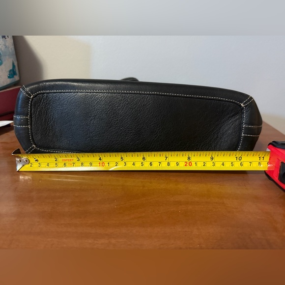 COACH - East West Legacy Handbag F066-1417 - Black Leather (EUC) - Picture 14 of 15